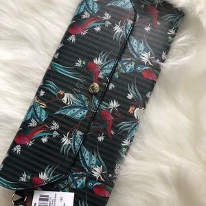 Henri Bendel West 57th Wallet Offers Welcome